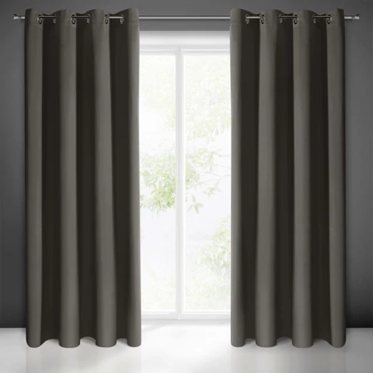 sotetito-fuggony-felig-matt-szovetbol-grafit-135-x-250-cm-hangulatkep