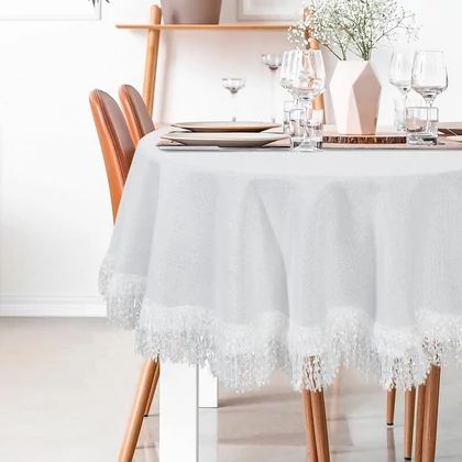 Tina prémium terítő bolyhos rojtokkal Fehér 150 cm