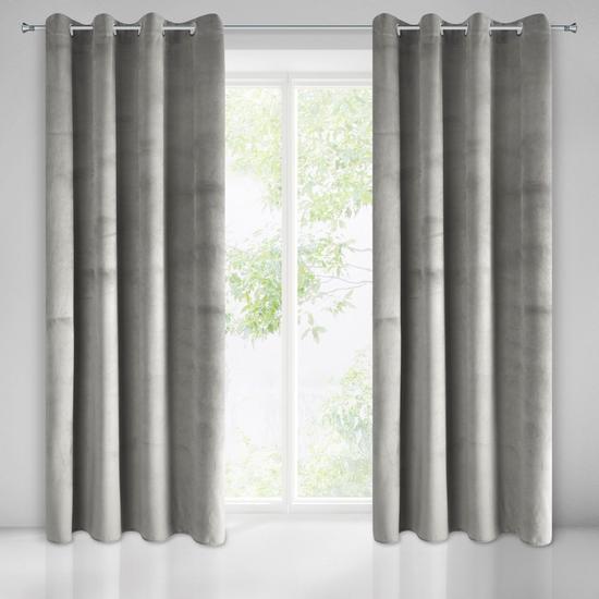 pierre-barsony-sotetito-fuggony-ezust-140-x-250-cm